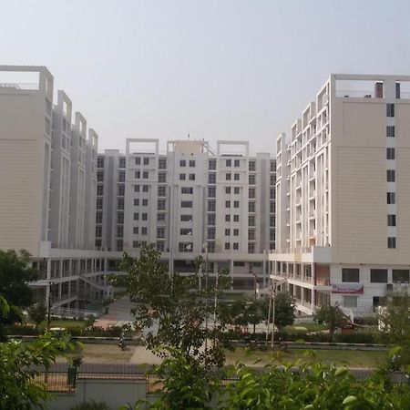 Starlit Suites Neemrana Buitenkant foto