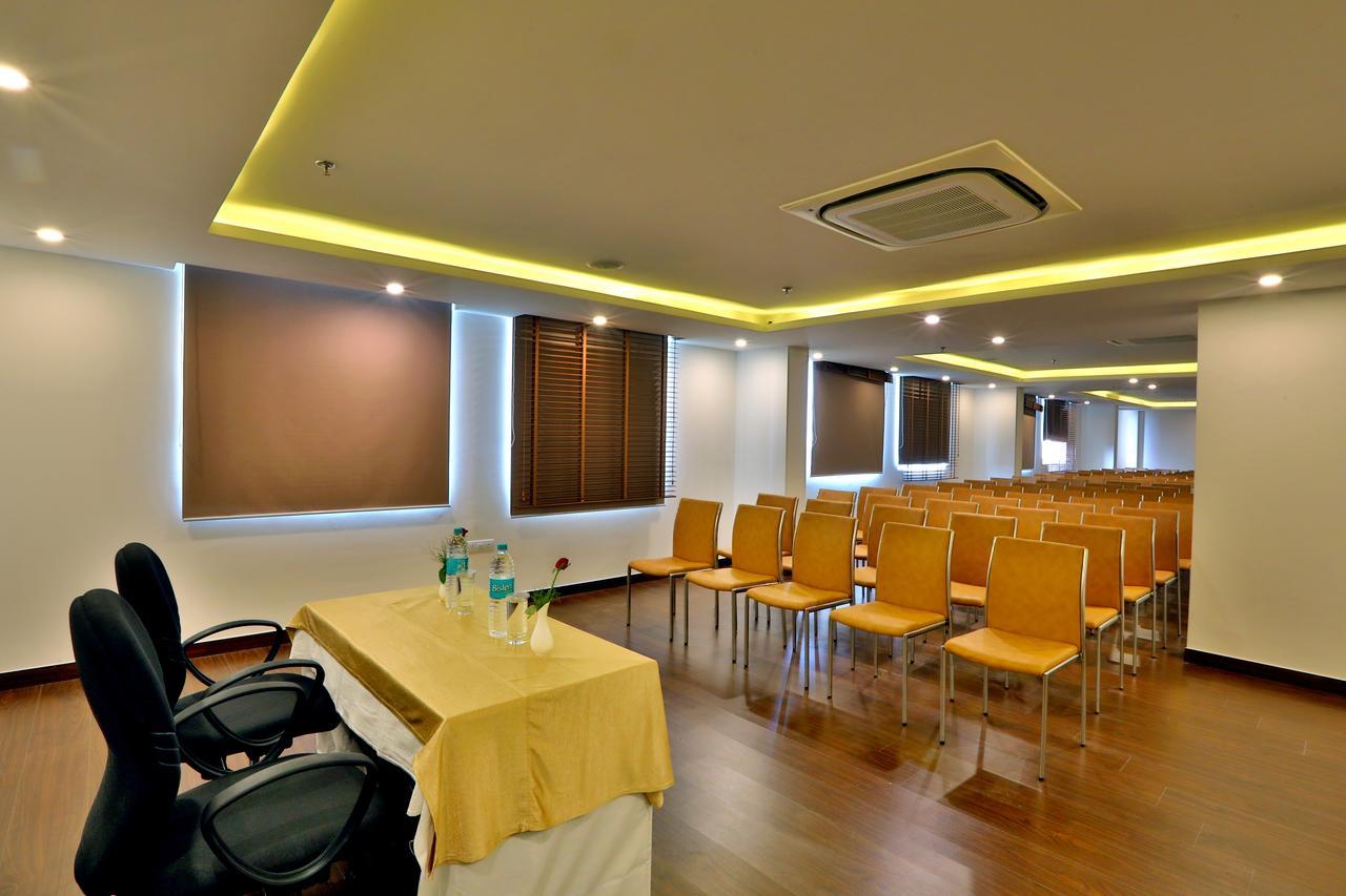 Starlit Suites Neemrana Buitenkant foto