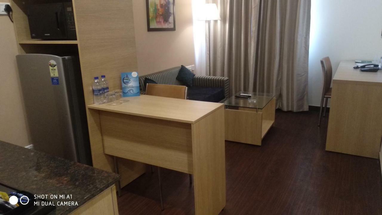 Starlit Suites Neemrana Buitenkant foto